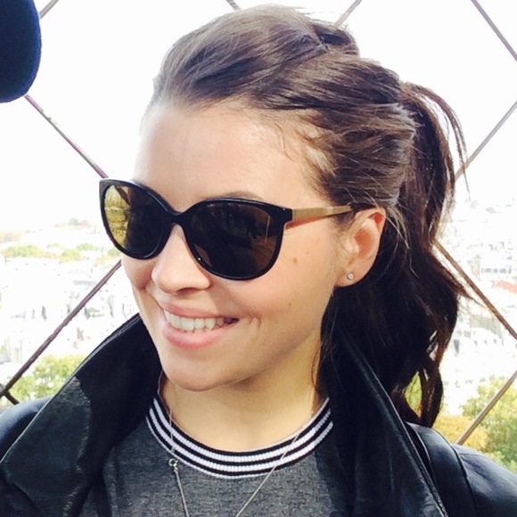 Meet your Posher, Megan - Picture 1 of 1